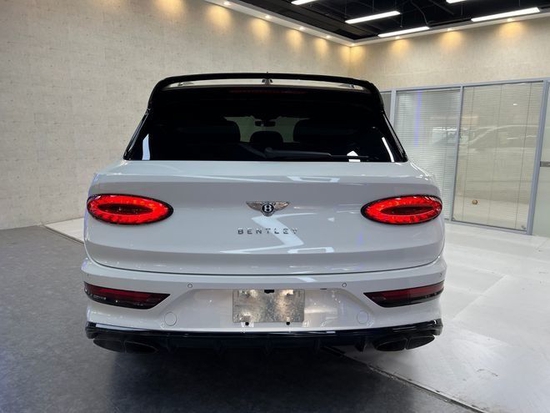 智舱搞不好，还卖什么车？｜血色2023