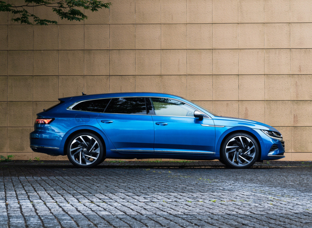 露营出行品质之选 试驾进口大众Arteon SR