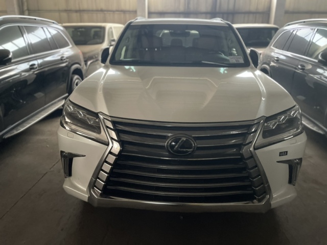 2024款进口雷克萨斯LX570国六现车手续齐 可分期