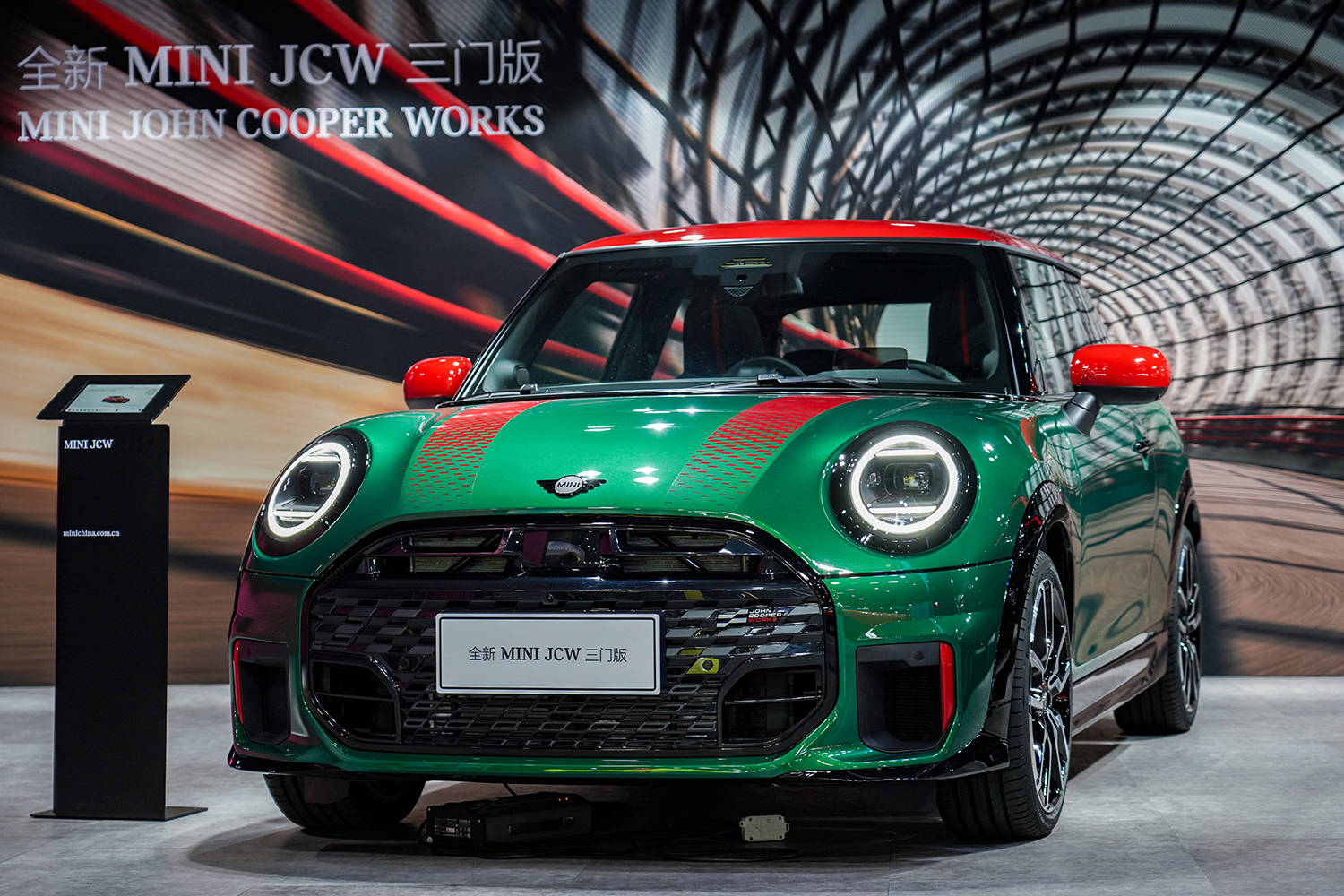 成都MINI JCW价格30.58万起 最高优惠0.50万