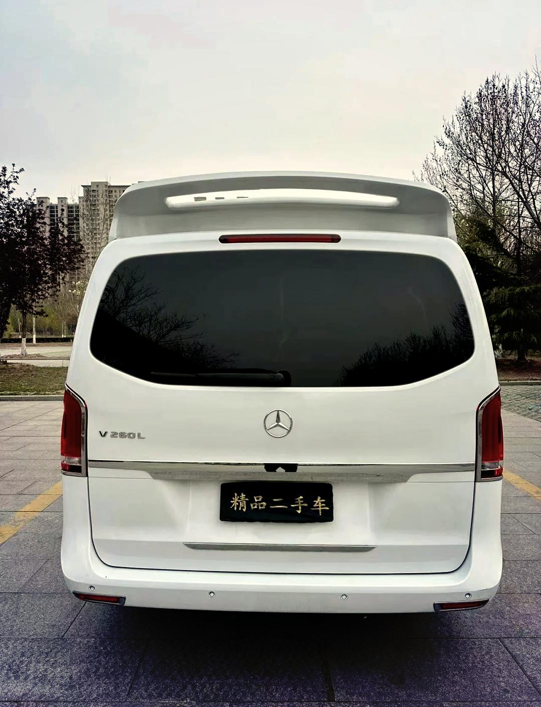 2024款奔驰V260顶级奢华商务车最新优惠 展厅现车