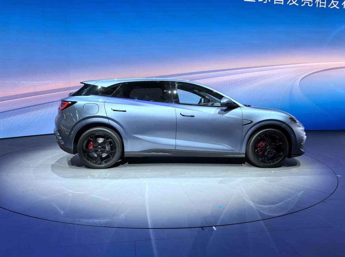 成都海豹降3.00万 仅11.98万可入手