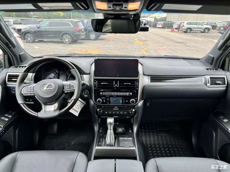 2024款雷克萨斯LX570降价40万热销全国 展厅现车