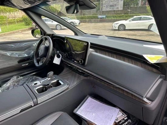2024款雷克萨斯LX570降价40万热销全国 展厅现车
